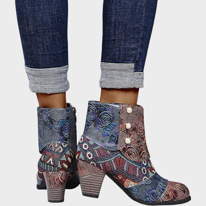 Mina | Botas Cortas con Estampado