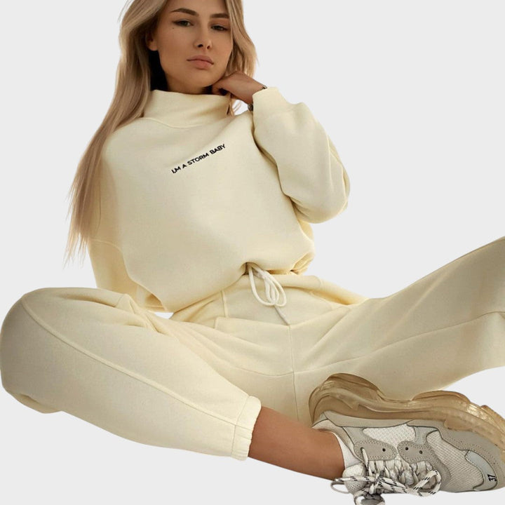 Storm | Conjunto Joven de Camiseta y Pantalones