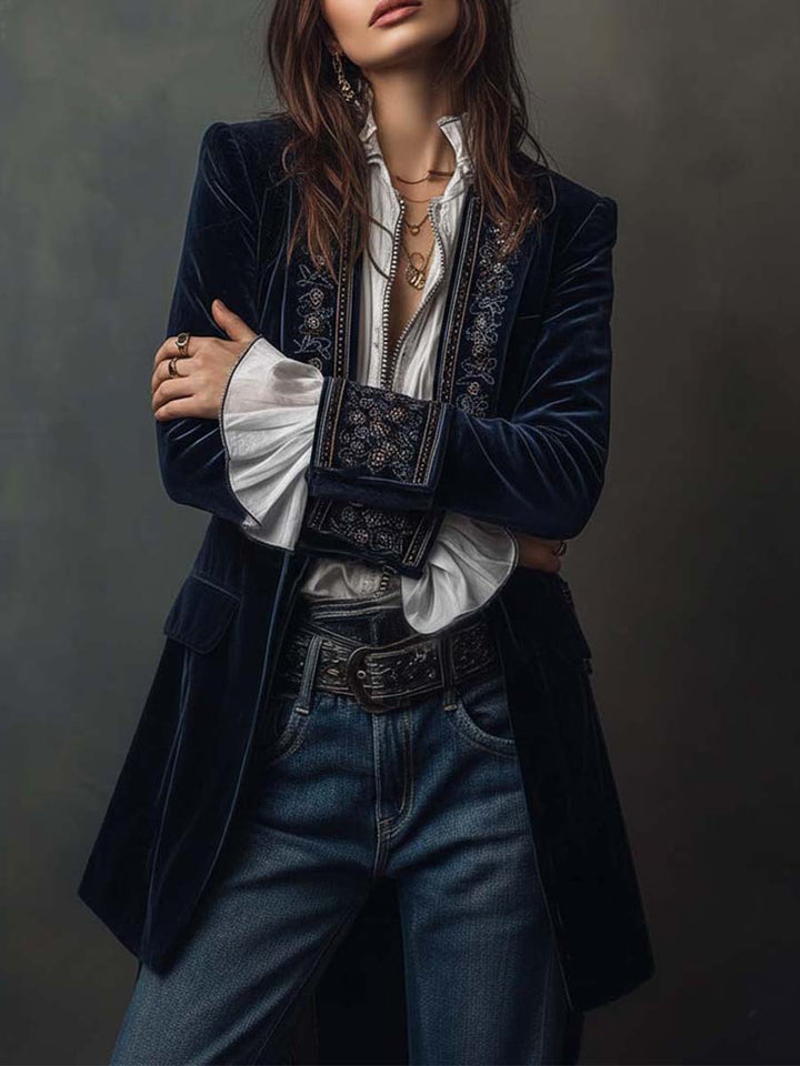 Nuria | Elegant Velvet Jacket