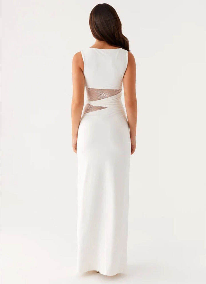 Luna | Vestido largo elegante con aberturas y cordones