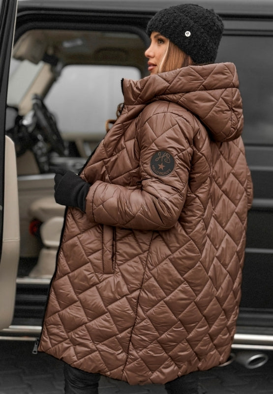 Chaqueta Acolchada para Damas con Capucha — Diseño de Cuadros y Cierre de Cremallera