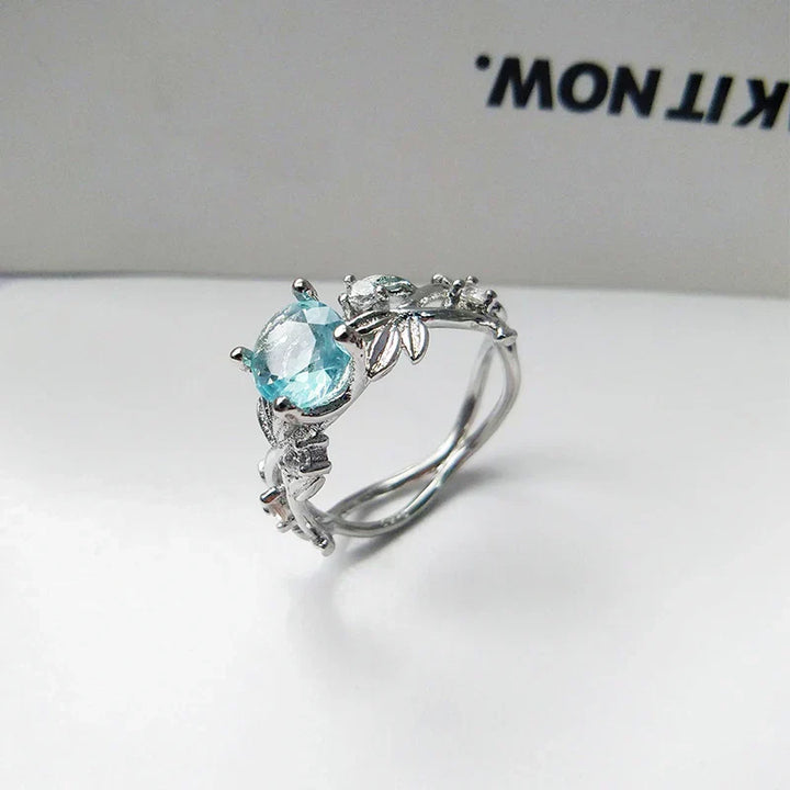 Anillo de Piedra de Luna en Plata Esterlina
