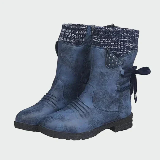 Elegant suede ankle boots