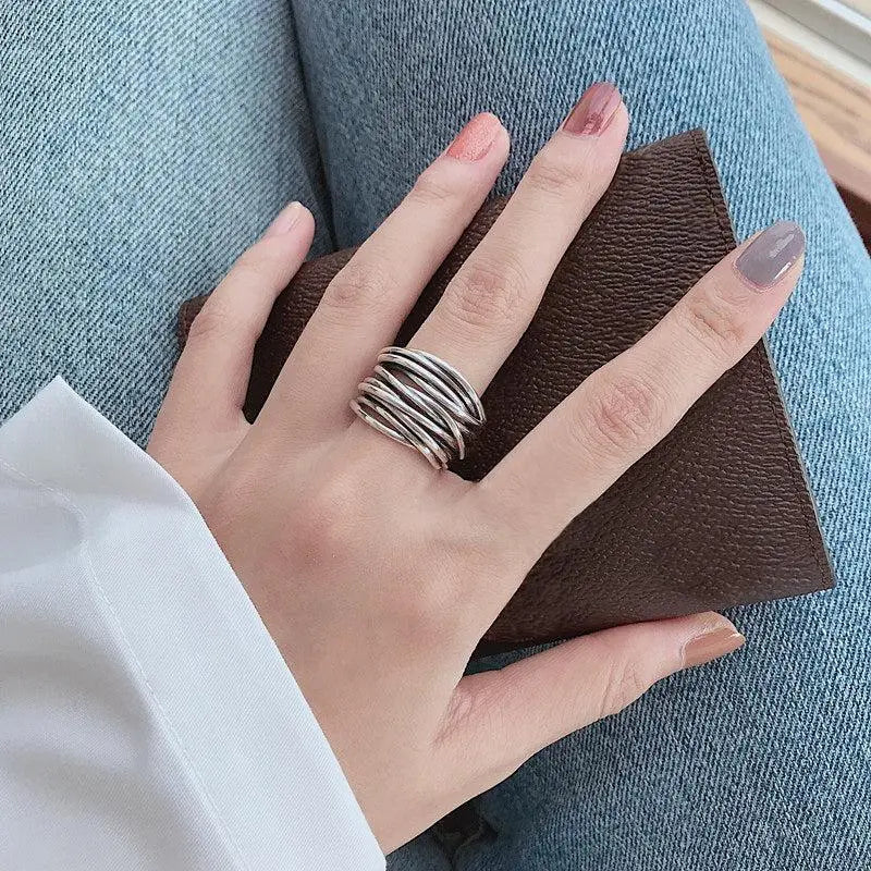 Anillo Ajustable en Capas de Plata