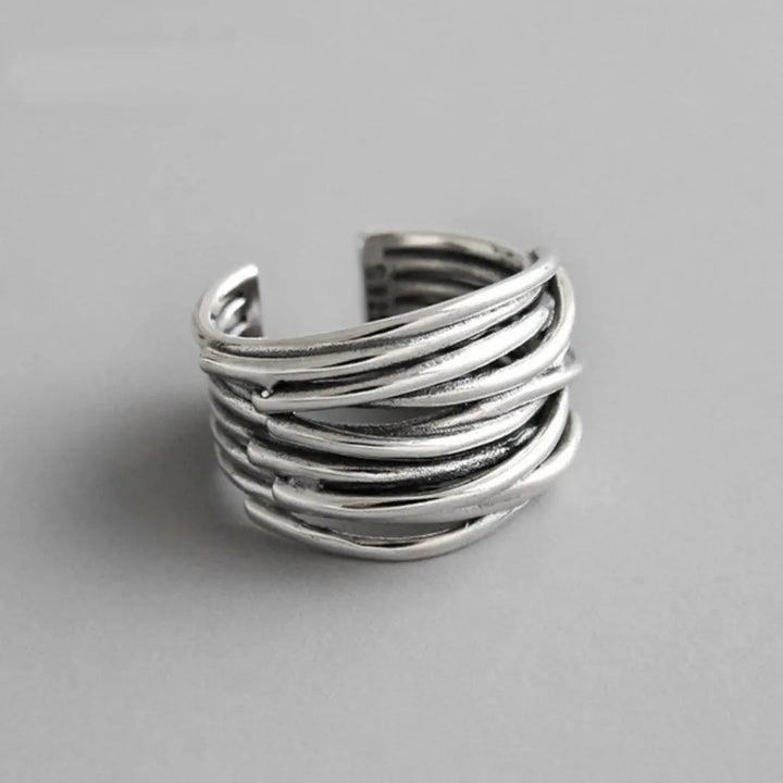 Anillo Ajustable en Capas de Plata