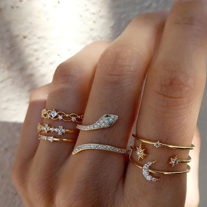 Conjunto de anillos dorados retro brillantes