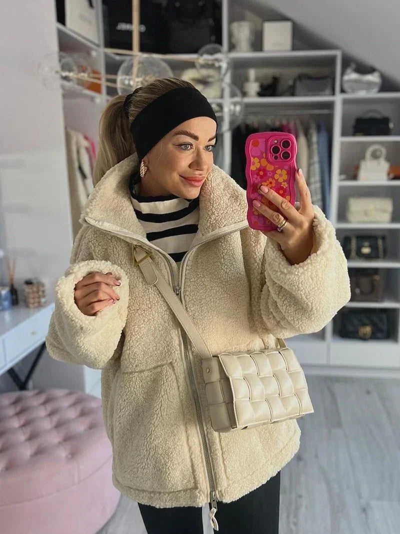 Amara Chaqueta de Forro Polar Cálido para Damas