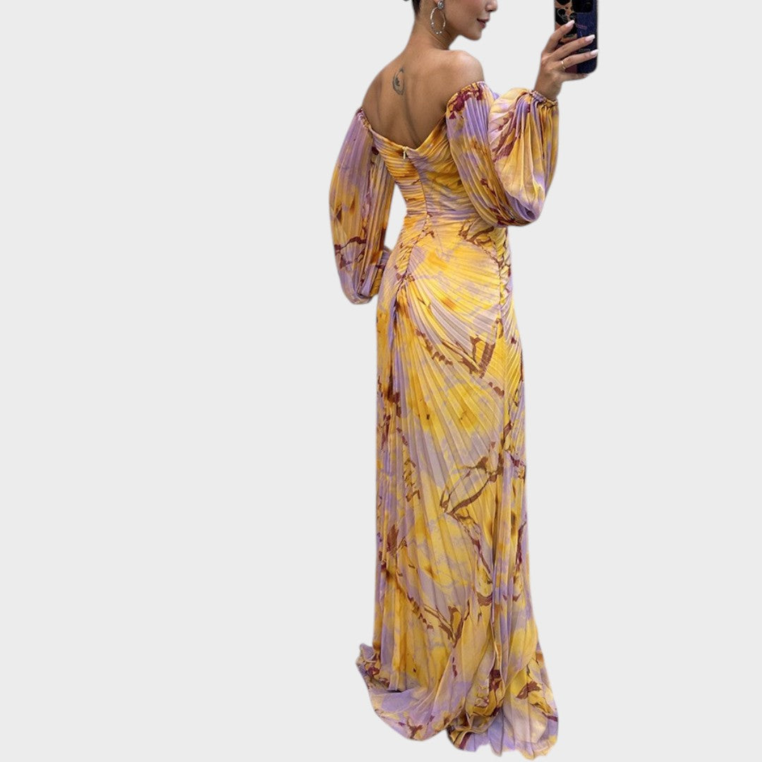 Cloé | Elegant Heart Neckline Dress