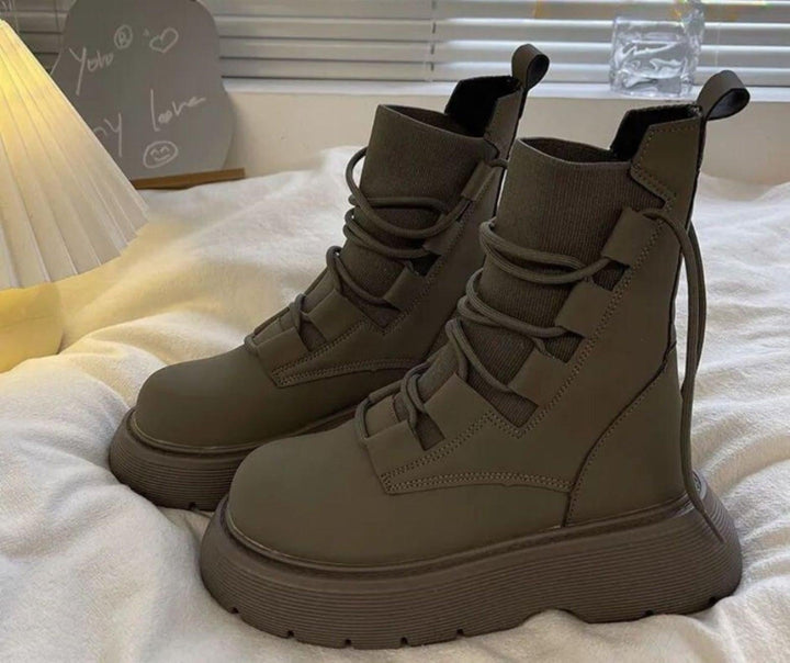 Amaia | Botas Militares Plataforma Mujer con Cordones y Hebillas