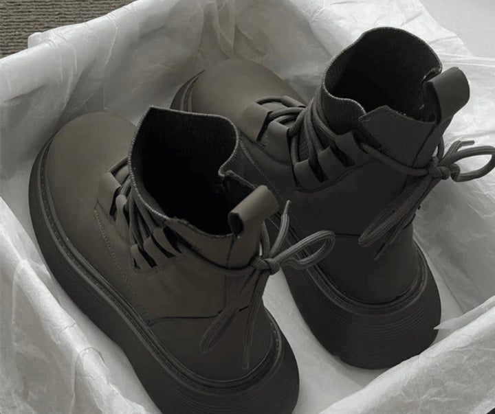 Amaia | Botas Militares Plataforma Mujer con Cordones y Hebillas