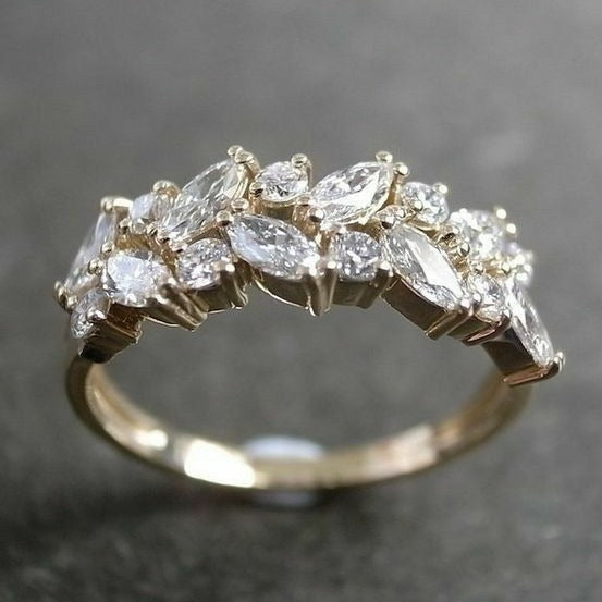 Anillo Vintage con Circonitas