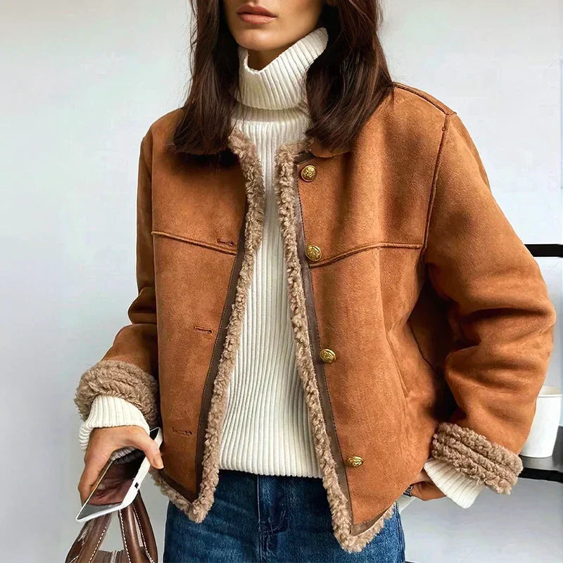 Abrigo Terhild con Detalle de Shearling Estilo para Damas