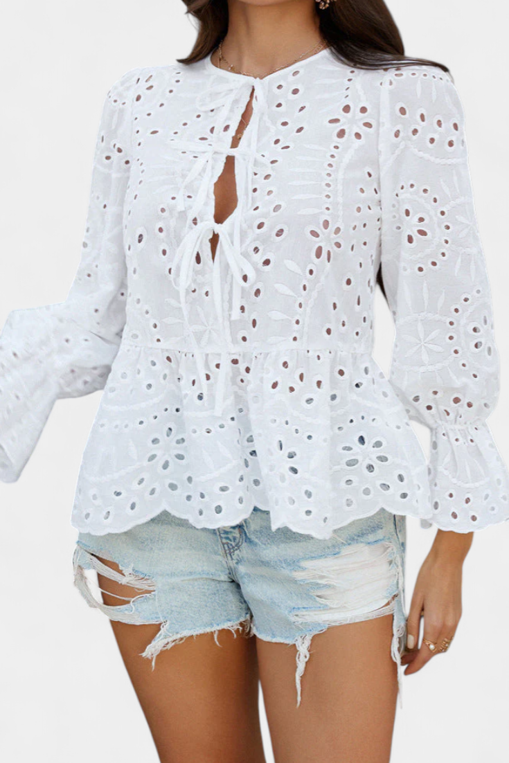 Kayden Top Bohemio de Encaje con Corte Fluido