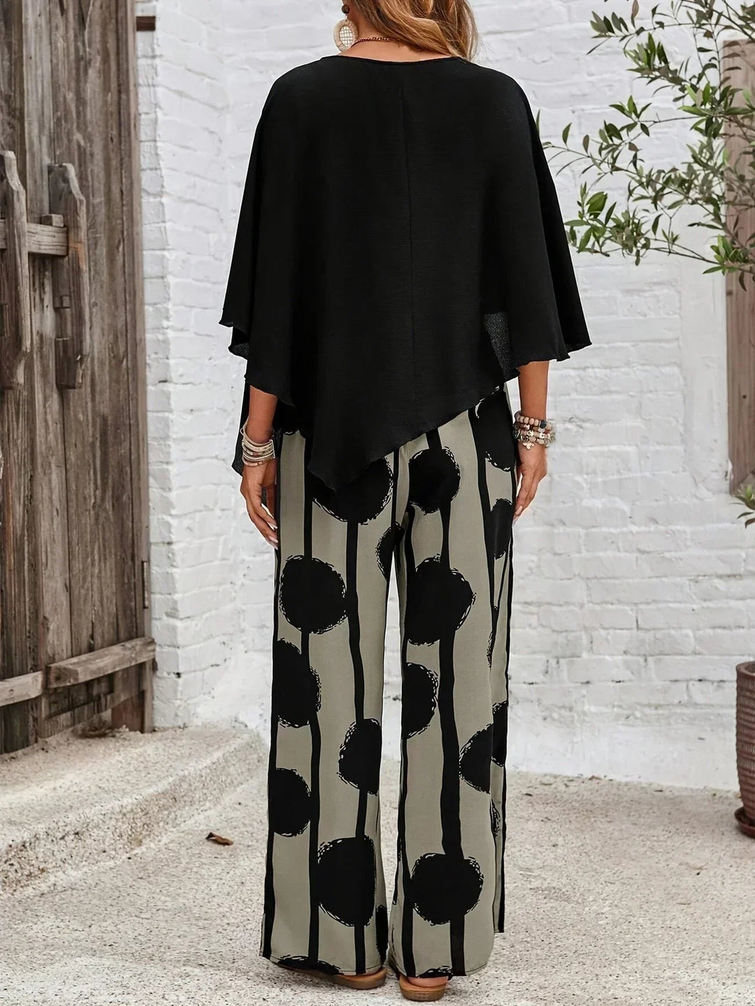 Soledad | Conjunto Casual de Dos Piezas Top Asimétrico y Pantalón Pierna Ancha Mujer Estampado
